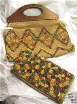 Handbag and purse have matching designs