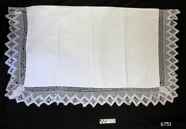 Textile - Washstand Cover, Mary Jane Giles (Mrs Harry Giles), Late 19th to Early 20th Century