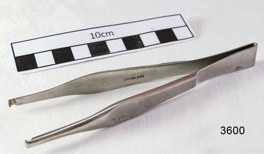 Forceps, late 19th - early 20th century