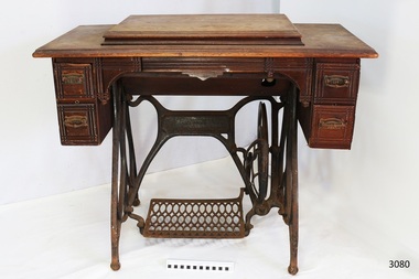 Decorative object - Sewing Machine, c 1914-1930