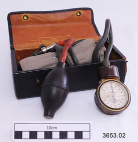 Instrument - Sphygmomanometer, Riester, 1948 -1969