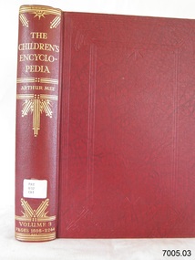 Book, The Childrens Encyclopedia Vol 3