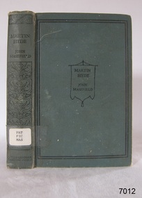 Book, Martin Hyde The Dukes Messenger