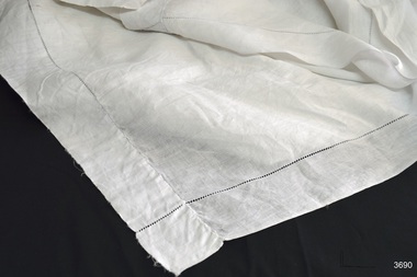 White tablecloth with decorative edging
