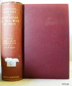 Book, Official History of Australia In The War of 1914-18 Vol 5