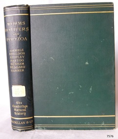 Book, The Cambridge Natural History Vol 2