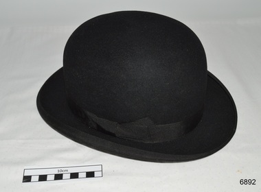 Hat, early to mid 20th century