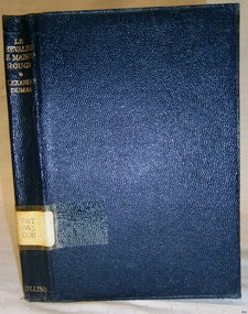 Book, Le Chevalier De Maison Rouge