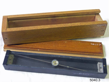 Plane Compass, 1941-1943
