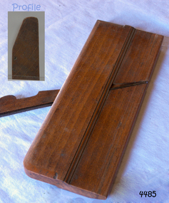 Tool - Wood Moulding Plane, 1832-1864 made in London