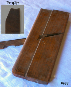 Tool - Wood Moulding Plane, 1832-1864 made in London