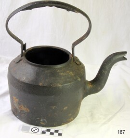 Domestic object - Kettle, T & C Clarke and Co Ltd, 1880-1900