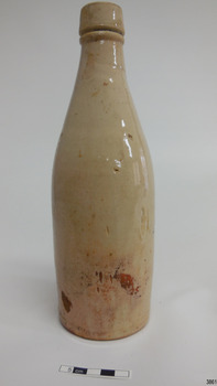Glaz3d ceramic bottle with brown discolouration on surface in places