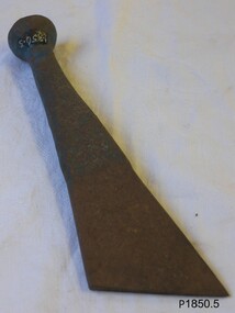 Metal tool with knob on handle and flared out blade