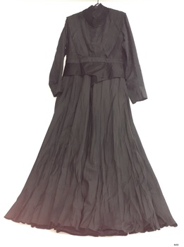 Petticoat is worn underneath this mourning outfit