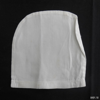 Fine white linen cover, made like a pocket, with rounded corners