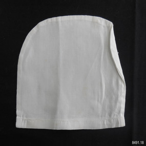Fine white linen cover, made like a pocket, with rounded corners