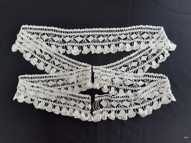 Lace Trim for Sewing 0.4 Inch Wide Lace Embroidered Fabric Scalloped Edge  Trim Thin Ribbon Crochet Lace Trim Lace for Crafts or Dress Clothing  Garment Decorating Gift Package Wrapping 5 Yards 