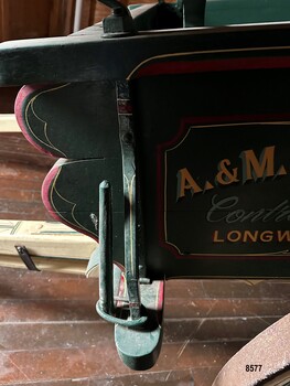 Close up view of tipping mechanism