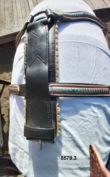 Padded breeching strap