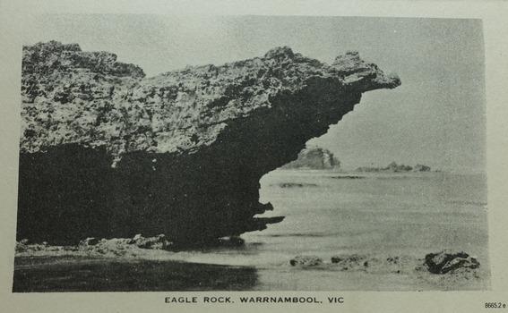 Side profile of an undercut rock above the sea