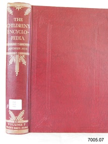 Book - Reference Educational/Encyclopedia, Arthur Mee, The Childrens Encyclopedia Vol 7, 1956–1960