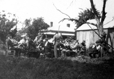 A band plating oustside