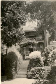 Gardens at the Ballarat School of Mines