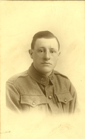 Photograph - black and white, F.A. (Frank Anthony) Thomas: Australian WW1 AIF soldier