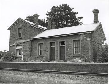 Bluestone railway station