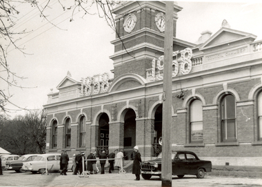 Photograph - Photograph - black and white, Buninyong Court House and Council Chambers, c1958