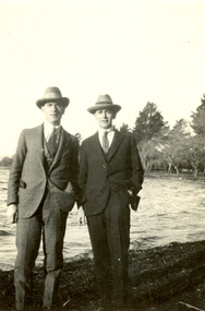 Photograph - Black and White, Mrs Williams, Frank Wright and Vernon Holt at Lake Wendouree, Ballarat, 1923, 10/09/1923