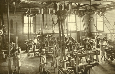 Image - black and white, Ballarat Junior Technical School Turning and Fitting Class, 1915