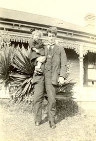 Photograph - Black and White, Frank Wright, R.C. Wright, 1922, 9/4/1922