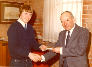 Photograph - Colour, Bill Gribble Presents Steven Roberts with the Bendix Mintex Scholarship, 1984, 08/10/1984