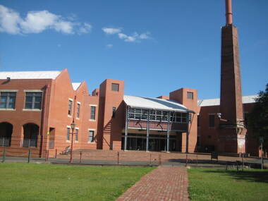 Photograph - Colour, Ballarat School of Mines Brewery Building, 2011, 17/11/2011