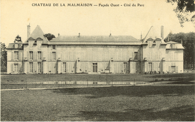 Postcard - black and white, Chateau De La Malmaison, France, C1916