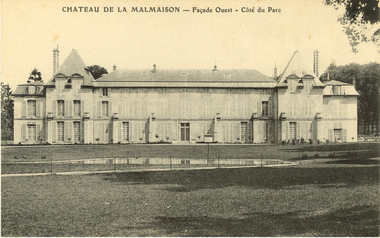 Postcard - black and white, Chateau De La Malmaison, France, C1916, c1916