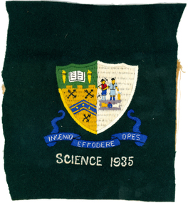 Embrodered blazor pocket