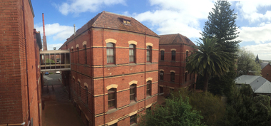 Photograph - Photograph - Colour, Clare Gervasoni, Ballarat School of Mines, 2015, 11/2015
