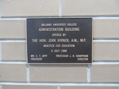 Building plaque