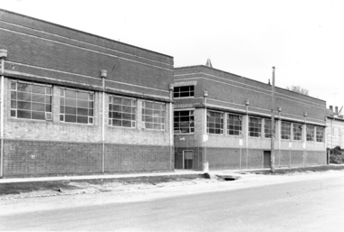 Photograph - Photograph - Black and White, Ballarat School of Mines Buildings, Albert Street, c1970