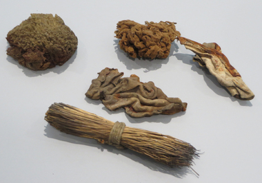 Objects, Sponges and rags