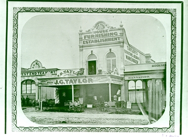 Double storey shop in Sturt Street