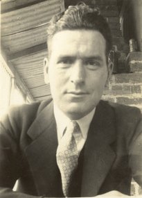 Photograph - Black and White, Frank Wright, 1920s