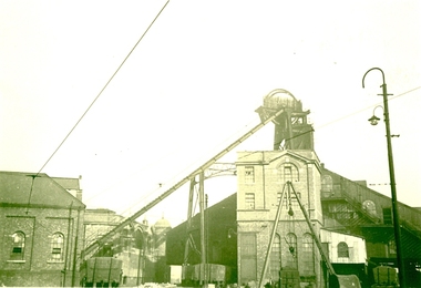 Photograph - Sepia, Frank Wright, St Hilda's Colliery, 1934, Sept 1934