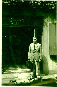 Photograph - black and white, Frank Wright, mid 1900s