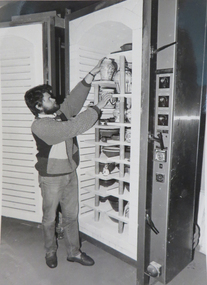 Photograph - black and white, Stack the kiln at the Ballarat School of Mines, c1992