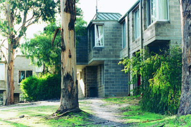 Photograph - Colour, Federation University Student Residences, c2005, c2005