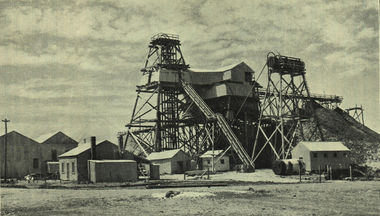 Photograph - Photograph - black and white, Talbot Alluvial Mine: working a deep lead